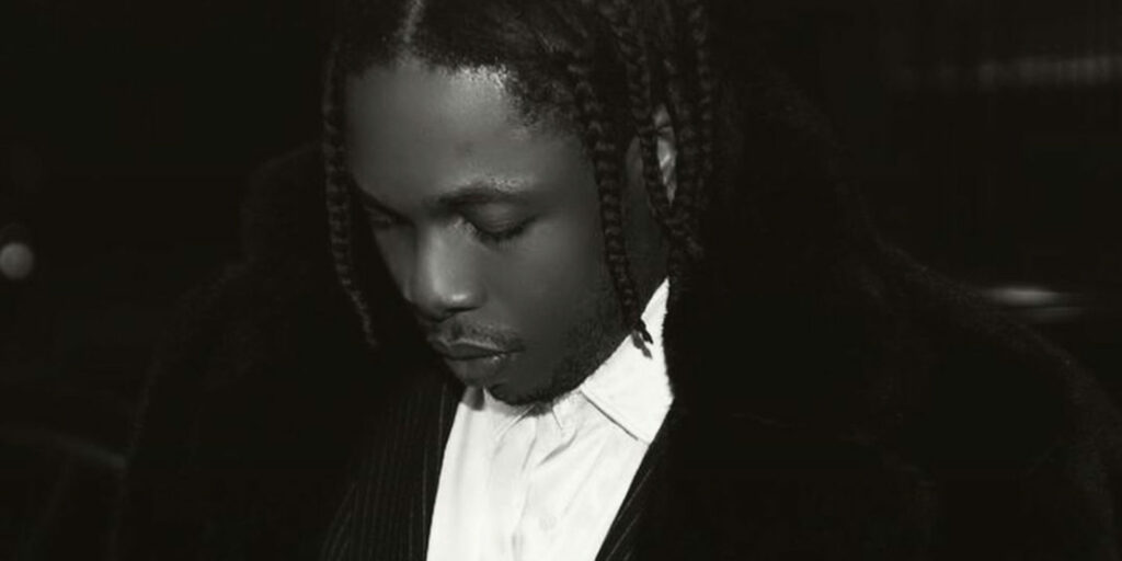 Cover art of Runtown – Fences Lyrics | Celebnob