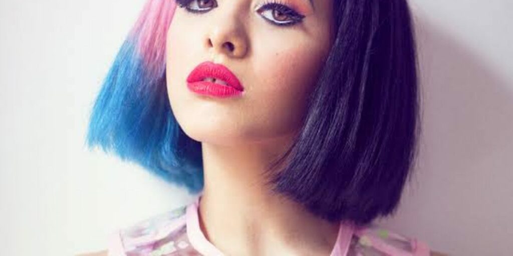 Cover art of Spider Web Lyrics – Melanie Martinez